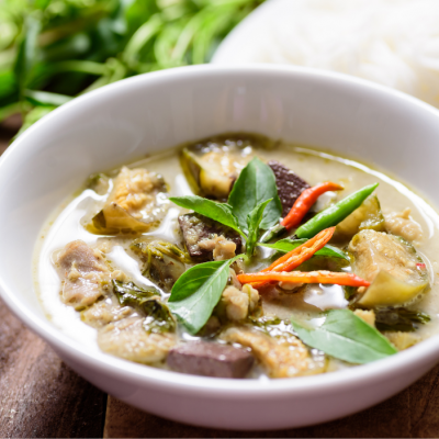 Beautiful bowl of Thai vegetable curry with chicken.